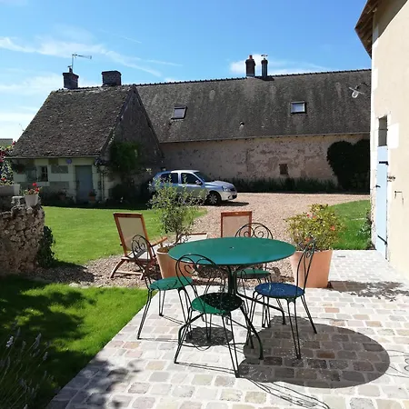 A La Croisee Des Chateaux 3 Etoiles Le Controis-en-Sologne Exterior photo